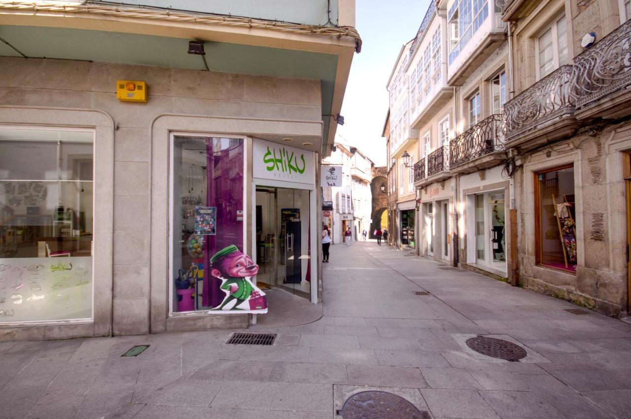 Shiku Hostel Lugo Exterior photo